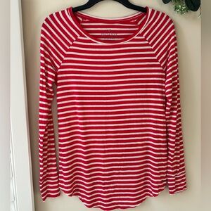 American Eagle Jegging Tee NWT